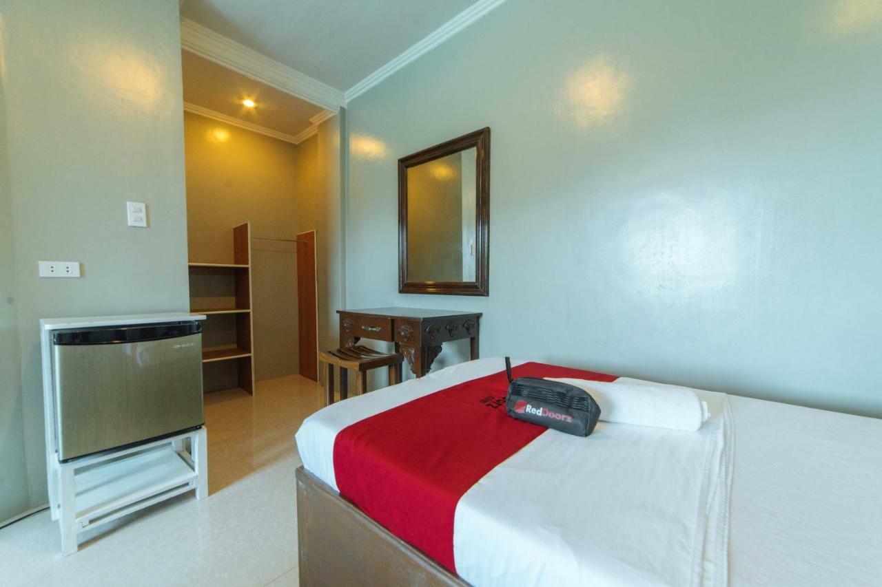 Reddoorz @ Old Buswang Road Hotel Kalibo Luaran gambar